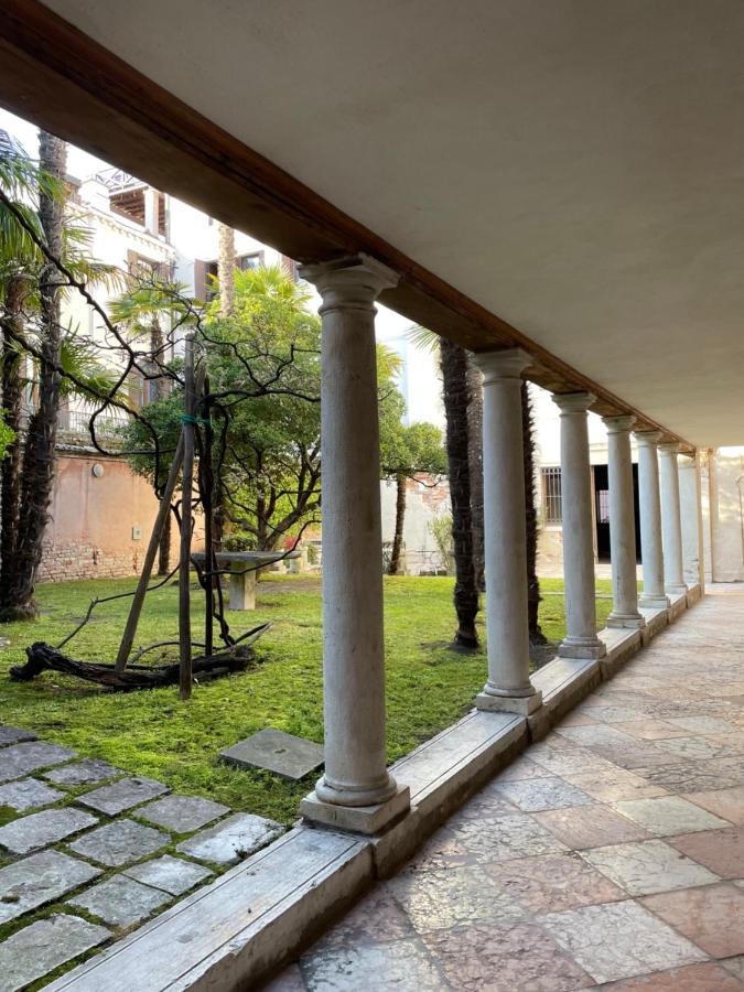 Apartamento In A Lovely Garden Biennale Flat *