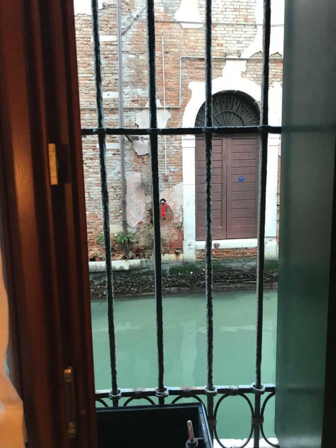 Apartamento In A Lovely Garden Biennale Flat